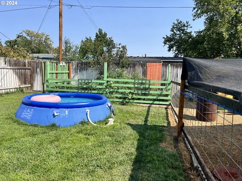 A home in Hermiston