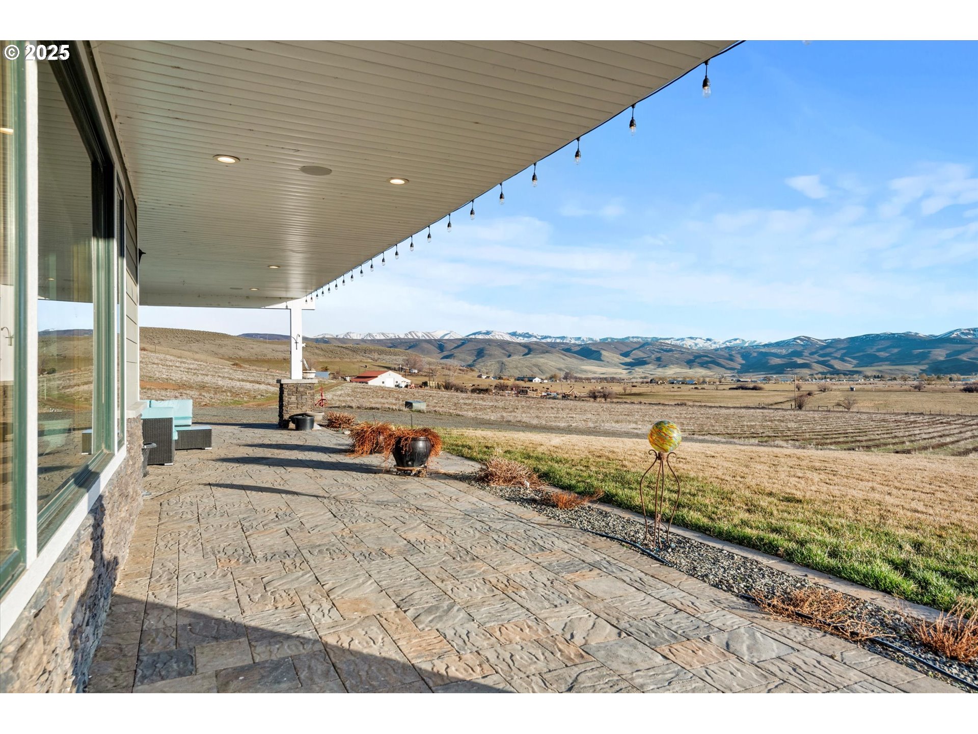 Richland, Oregon 97870, United States, 3 Bedrooms Bedrooms, ,3 BathroomsBathrooms,Residential,Active,91237