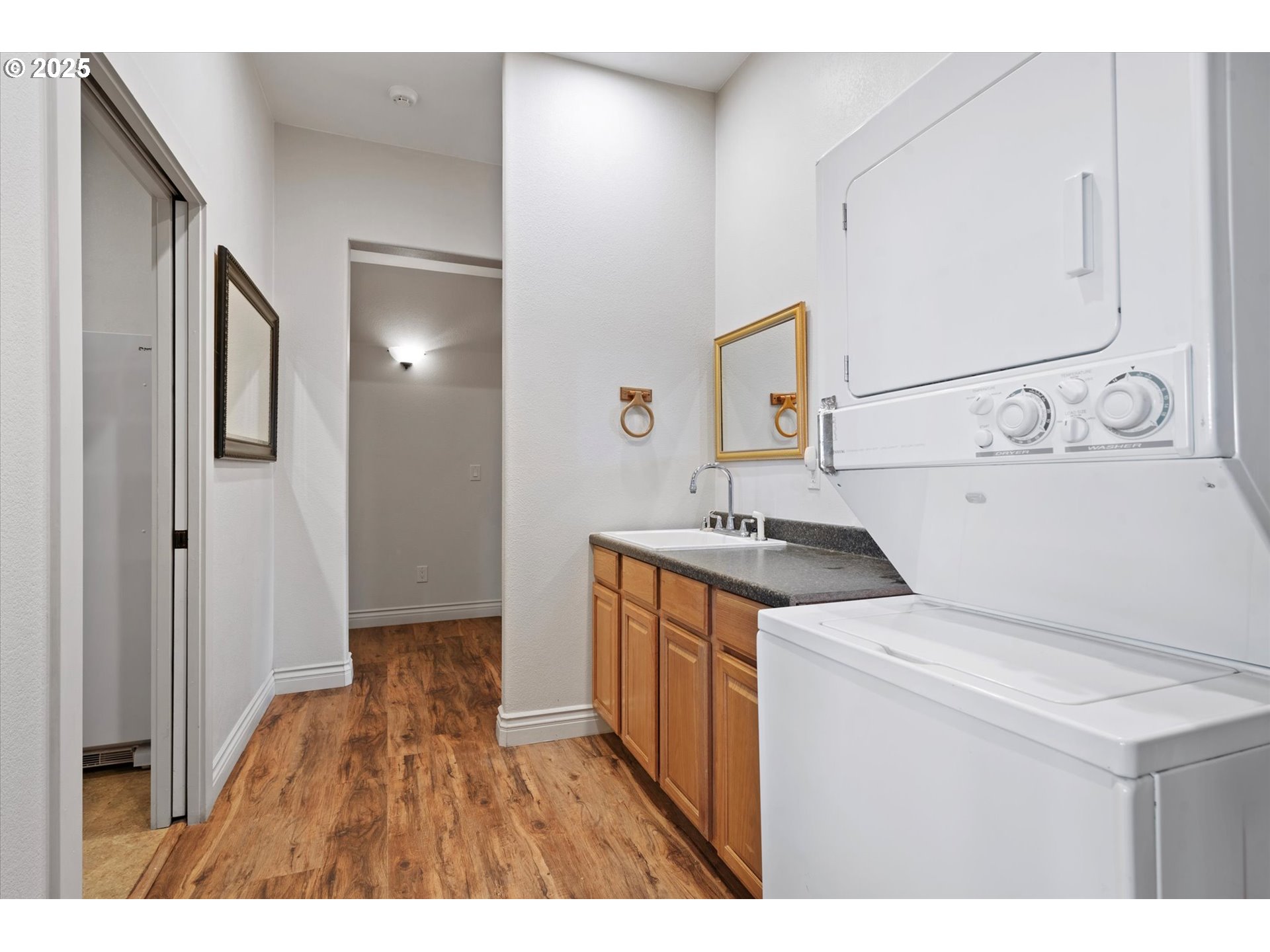 Richland, Oregon 97870, United States, 3 Bedrooms Bedrooms, ,3 BathroomsBathrooms,Residential,Active,91237