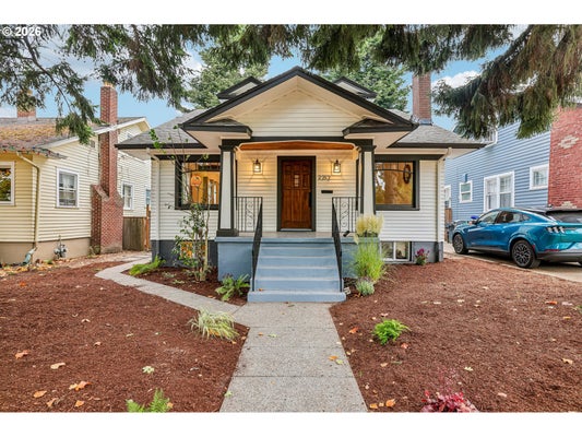2212 SE TAMARACK AVE, PORTLAND, OR 97214 - Image f35ef752cd3dcf6d7d2bf4c326ab86a0/1465733134
