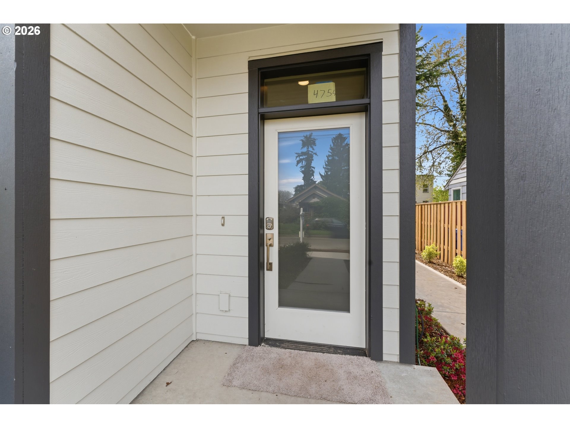 4754 N VANDERBILT ST