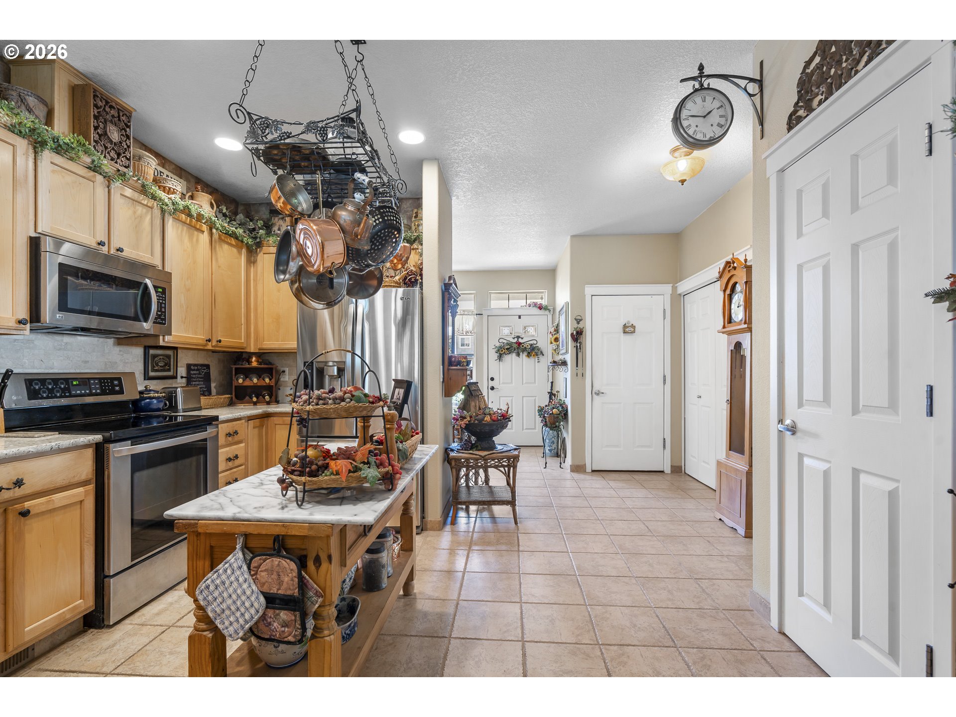 981 WILD ROSE CT