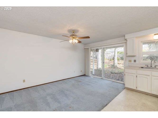 Gladstone, Oregon 97027, United States, 3 Bedrooms Bedrooms, ,2 BathroomsBathrooms,Residential,Active,247730