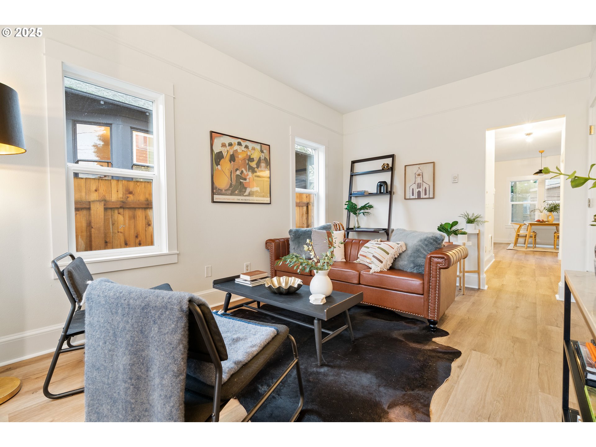 618 NE KILLINGSWORTH CT