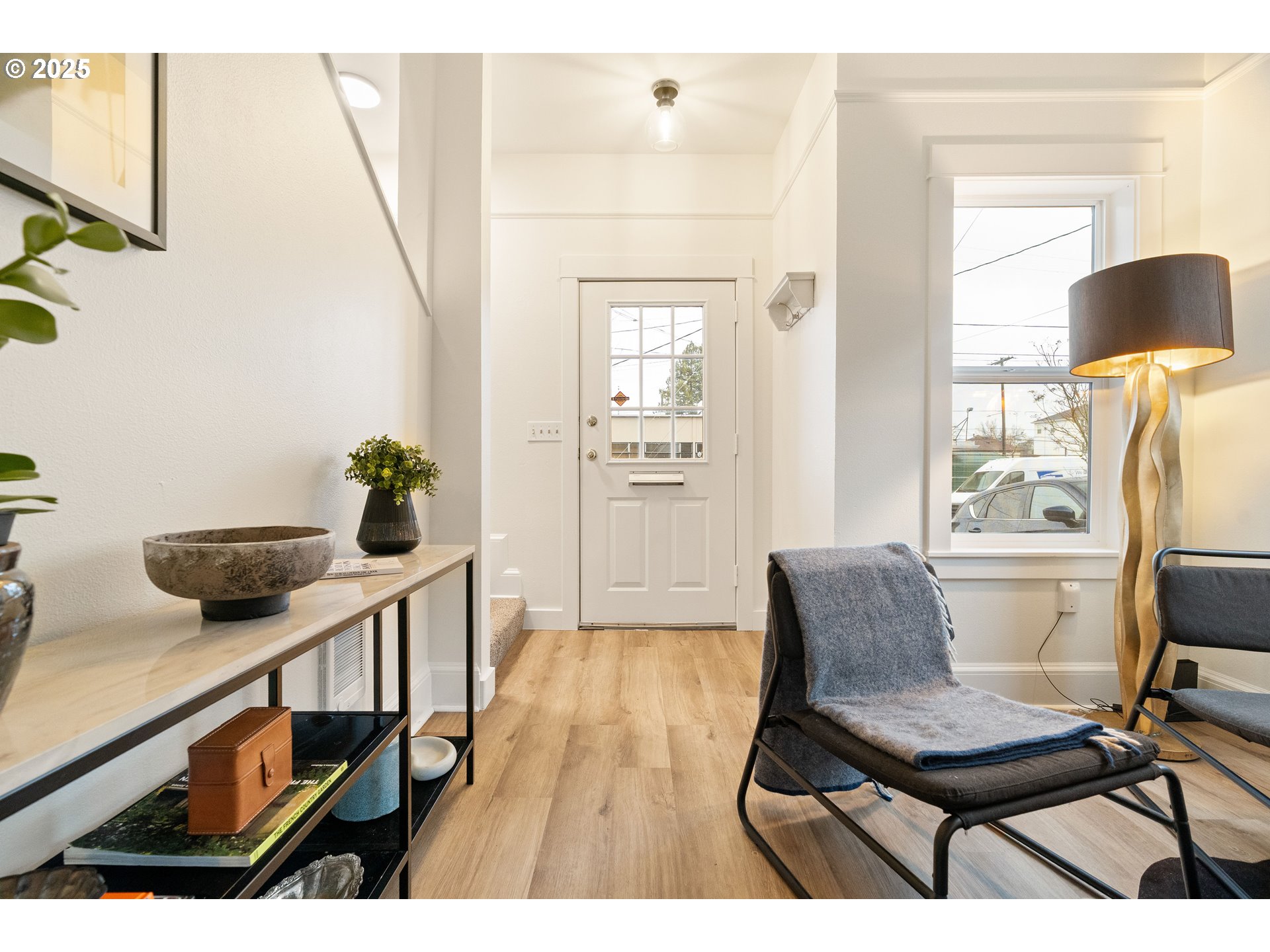 618 NE KILLINGSWORTH CT