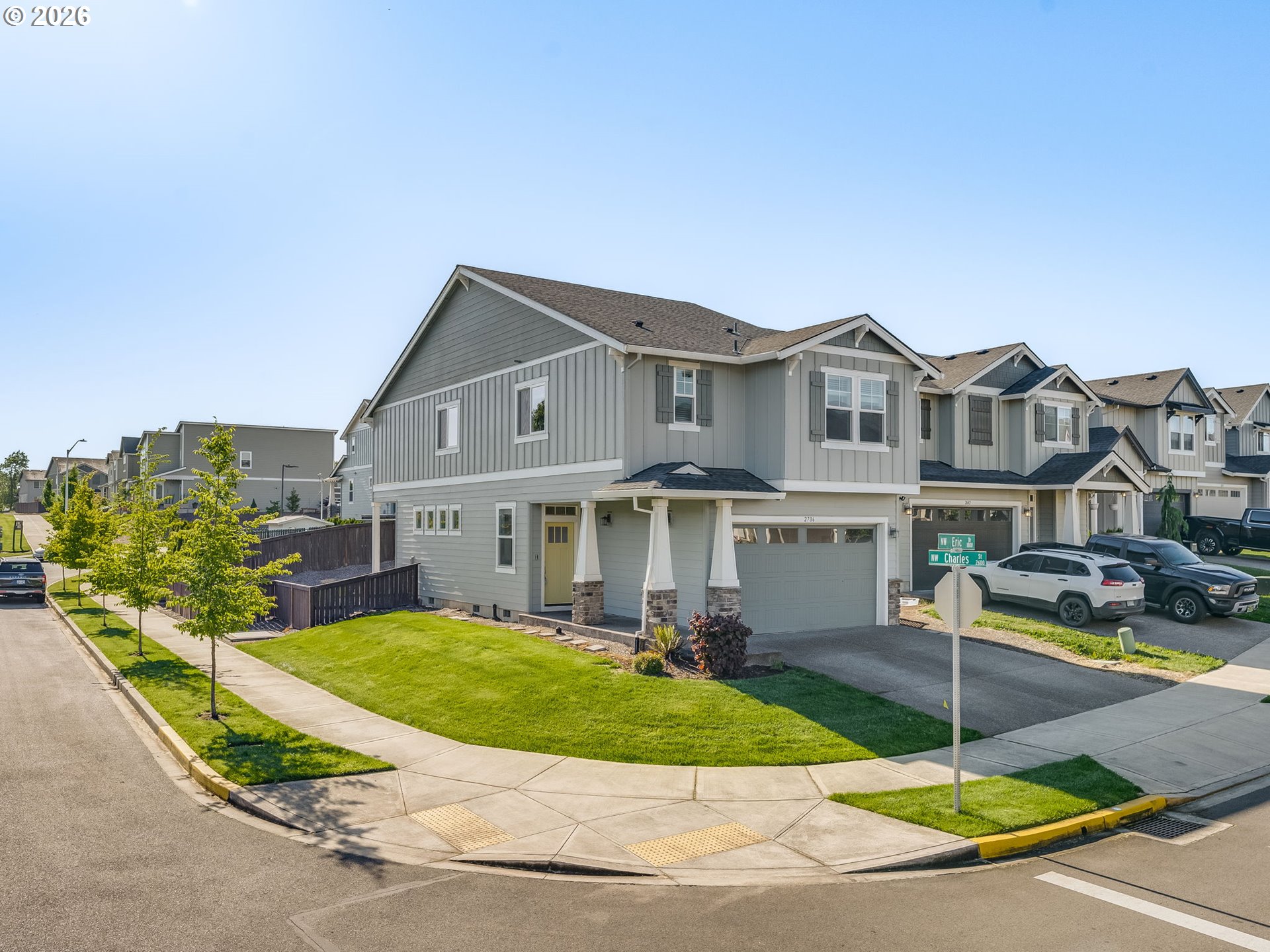 2706 NW ERIC DR