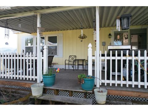 A home in Roseburg