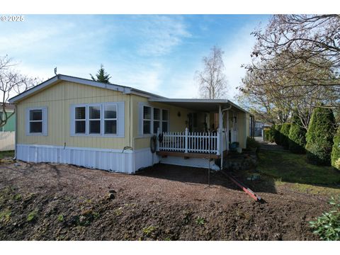 A home in Roseburg