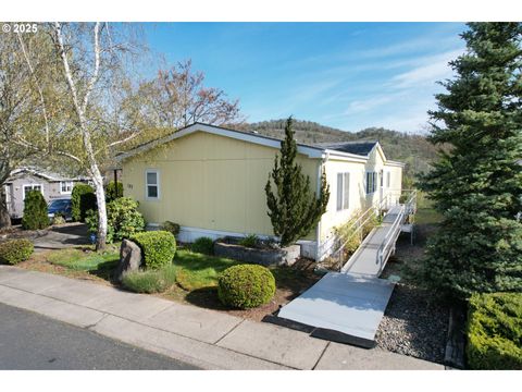 A home in Roseburg
