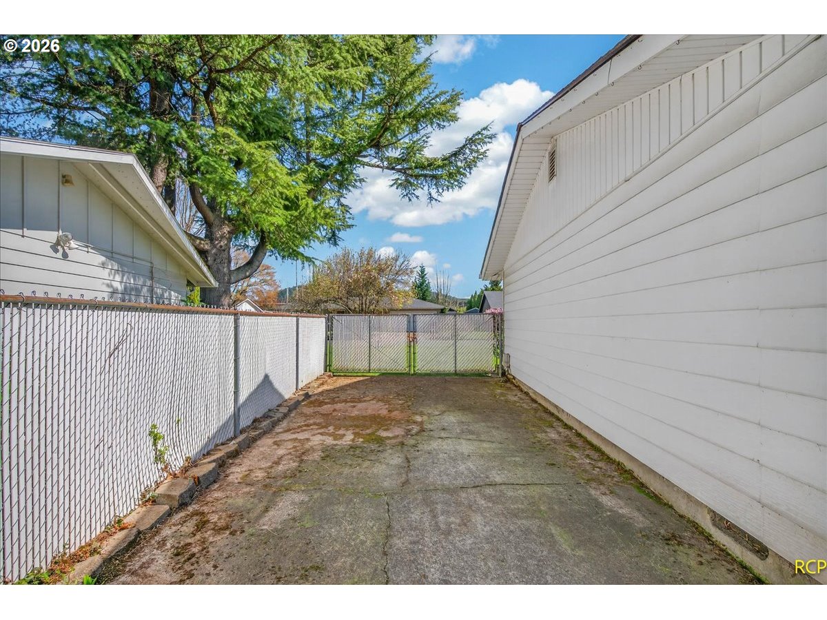 14579 SE PRIMROSE AVE