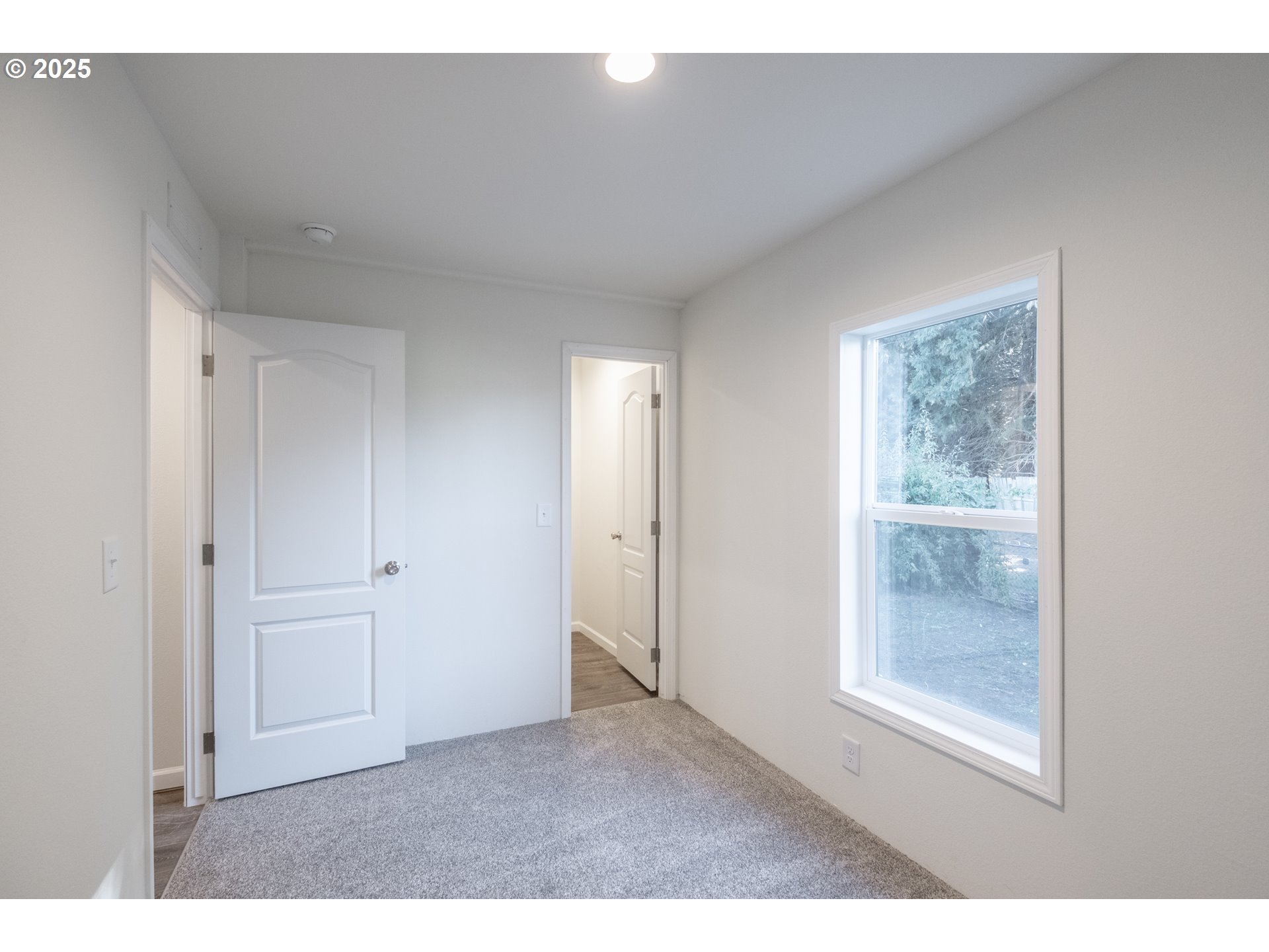 Salem, Oregon 97305, United States, 3 Bedrooms Bedrooms, ,2 BathroomsBathrooms,Residential,Active,191239