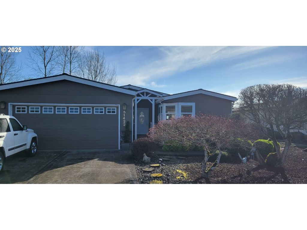 listing image 0