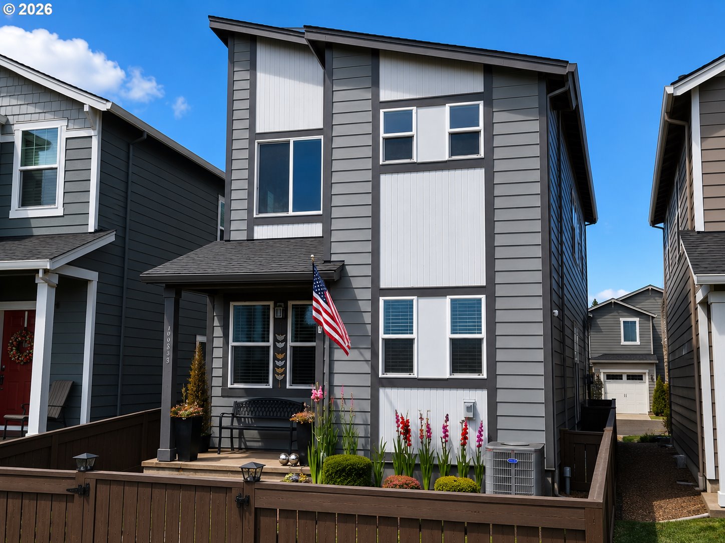 1943 NW KENT ST