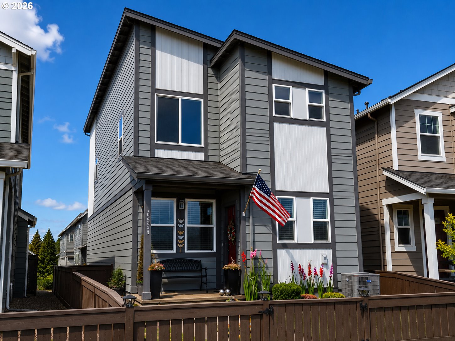 1943 NW KENT ST