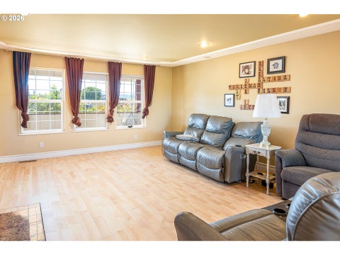 Tiny photo for 33195 Camas Swale Rd, Creswell, OR 97426 (MLS # 739963684)