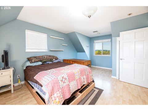Tiny photo for 33195 Camas Swale Rd, Creswell, OR 97426 (MLS # 739963684)