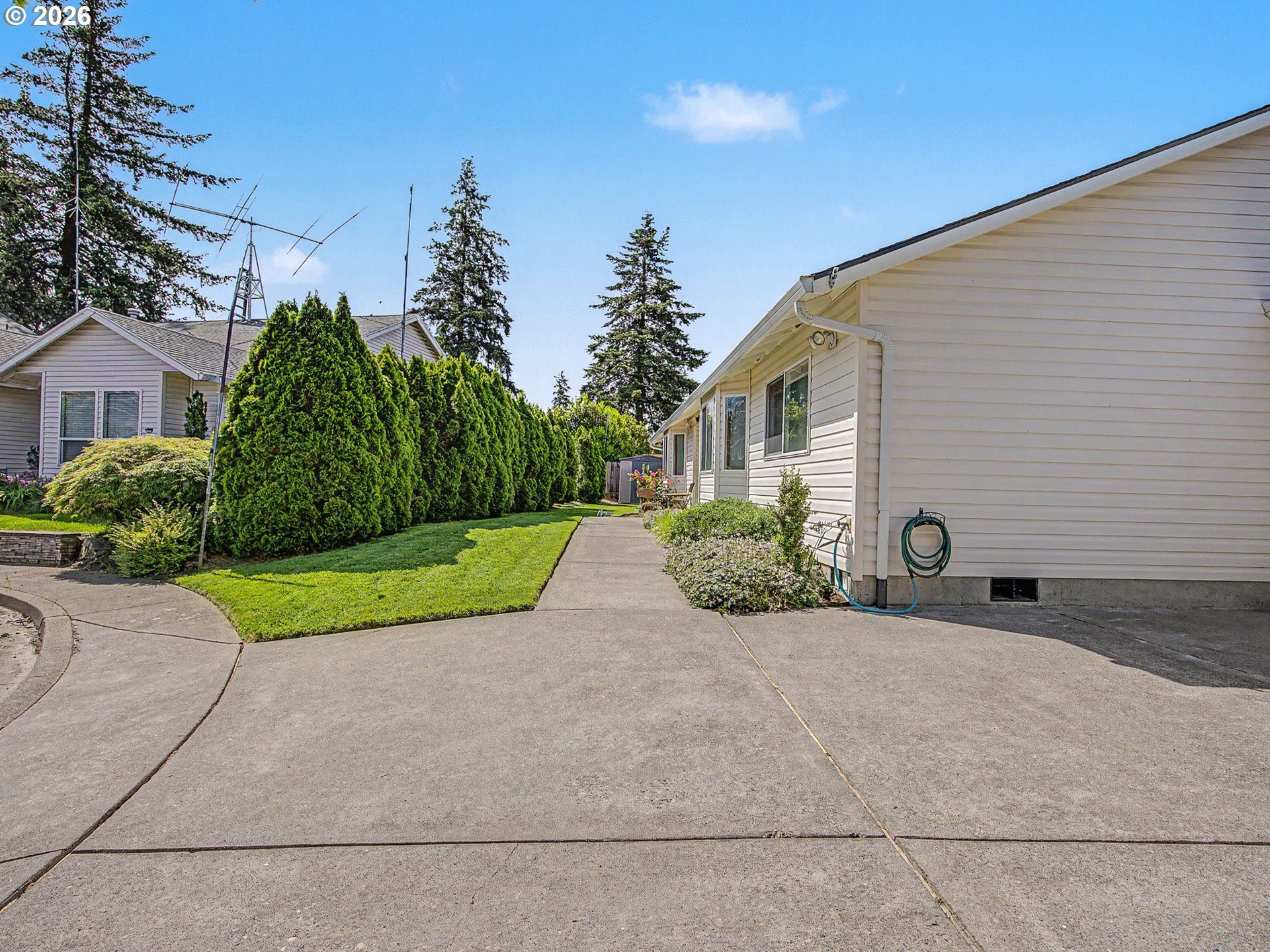 1633 SE 162ND AVE