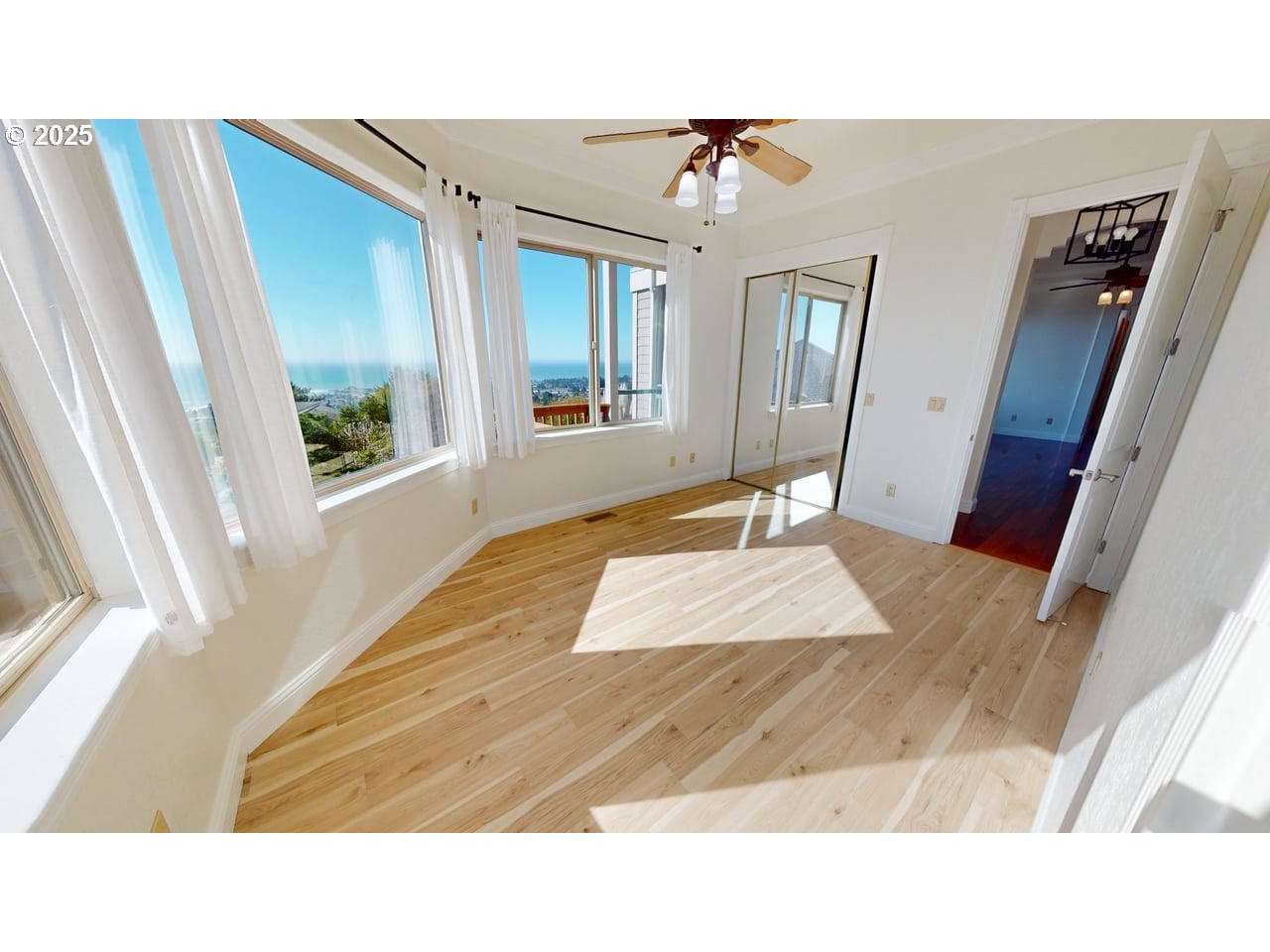 From Crescent City to Harris Beach, soak in breathtaking Pacific views – image 23