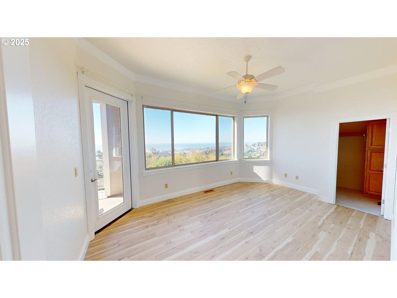 From Crescent City to Harris Beach, soak in breathtaking Pacific views – image 26