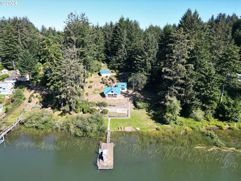 83187 Clear Lake RD Florence OR 97439