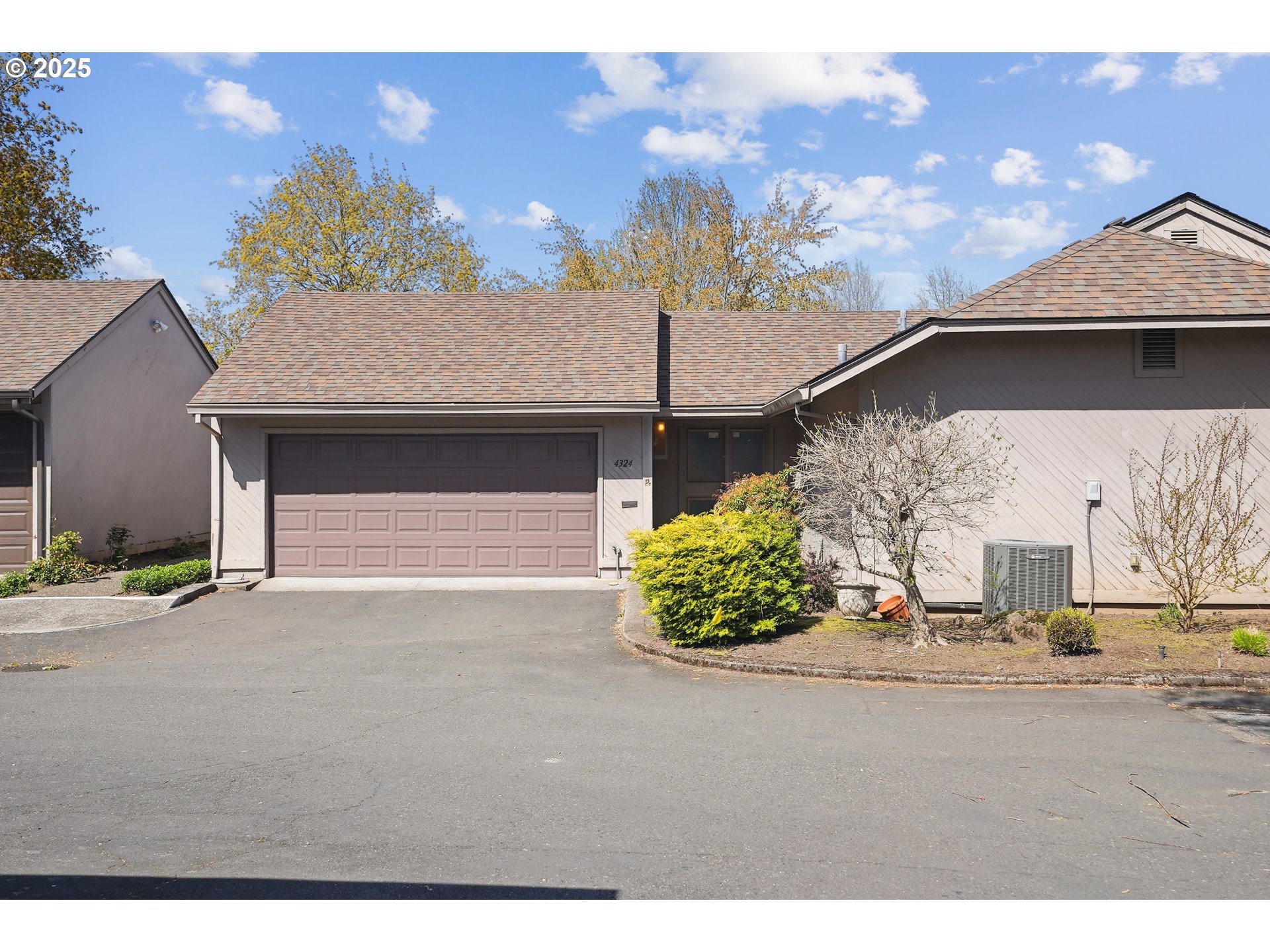 4324 NE 125TH PL