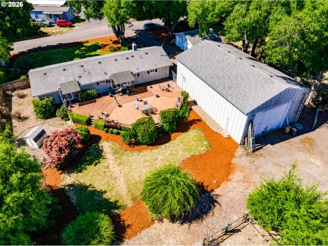 Tiny photo for 85950 Edenvale Rd, Pleasant Hill, OR 97455 (MLS # 256427965)