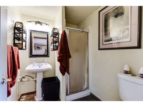Tiny photo for 85950 Edenvale Rd, Pleasant Hill, OR 97455 (MLS # 256427965)