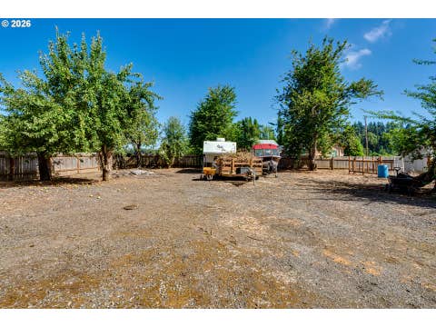 Tiny photo for 85950 Edenvale Rd, Pleasant Hill, OR 97455 (MLS # 256427965)