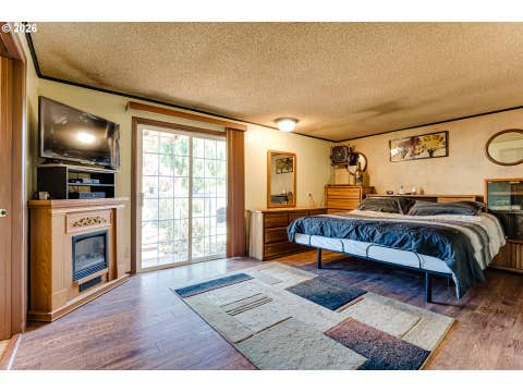 Tiny photo for 85950 Edenvale Rd, Pleasant Hill, OR 97455 (MLS # 256427965)