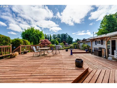 Tiny photo for 85950 Edenvale Rd, Pleasant Hill, OR 97455 (MLS # 256427965)