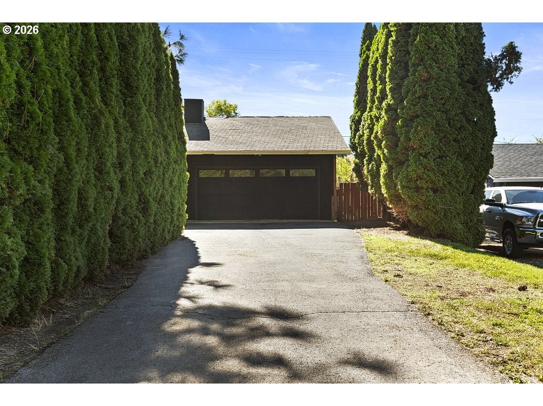 15856 SW SUNSET CT