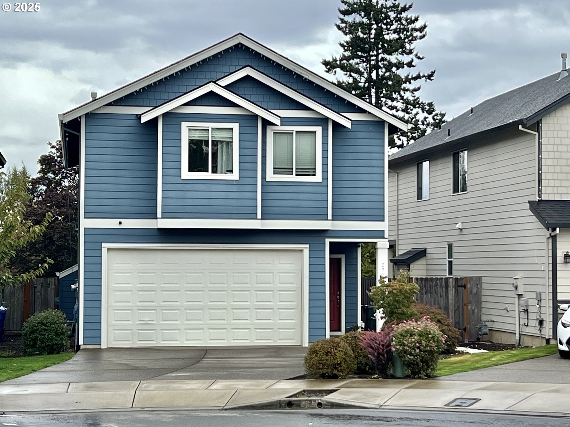 2728 SE ACACIA PL