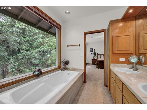 Tiny photo for 30898 Camas Swale Rd, Creswell, OR 97426 (MLS # 321221098)