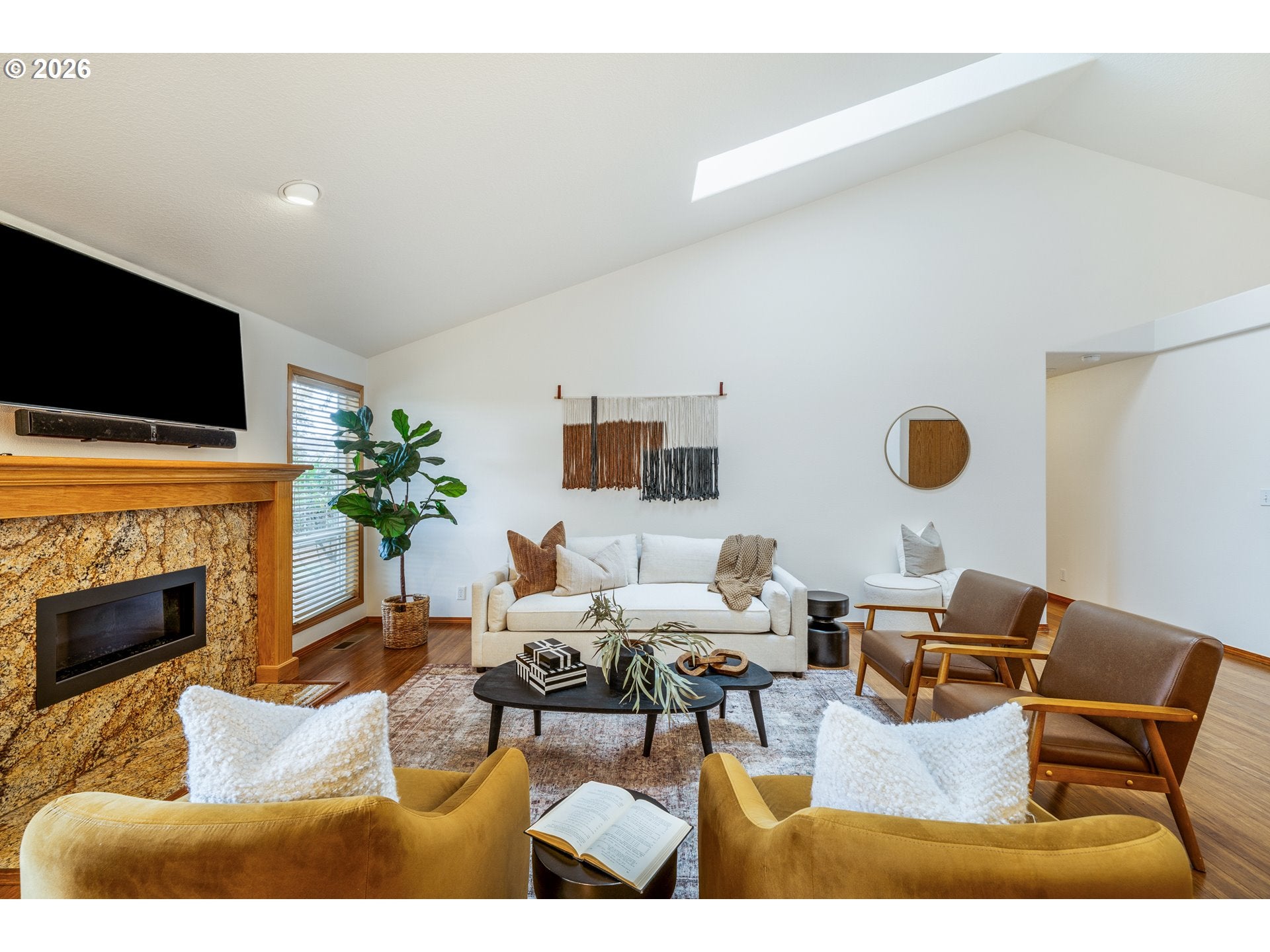 529 SWEETWATER LN