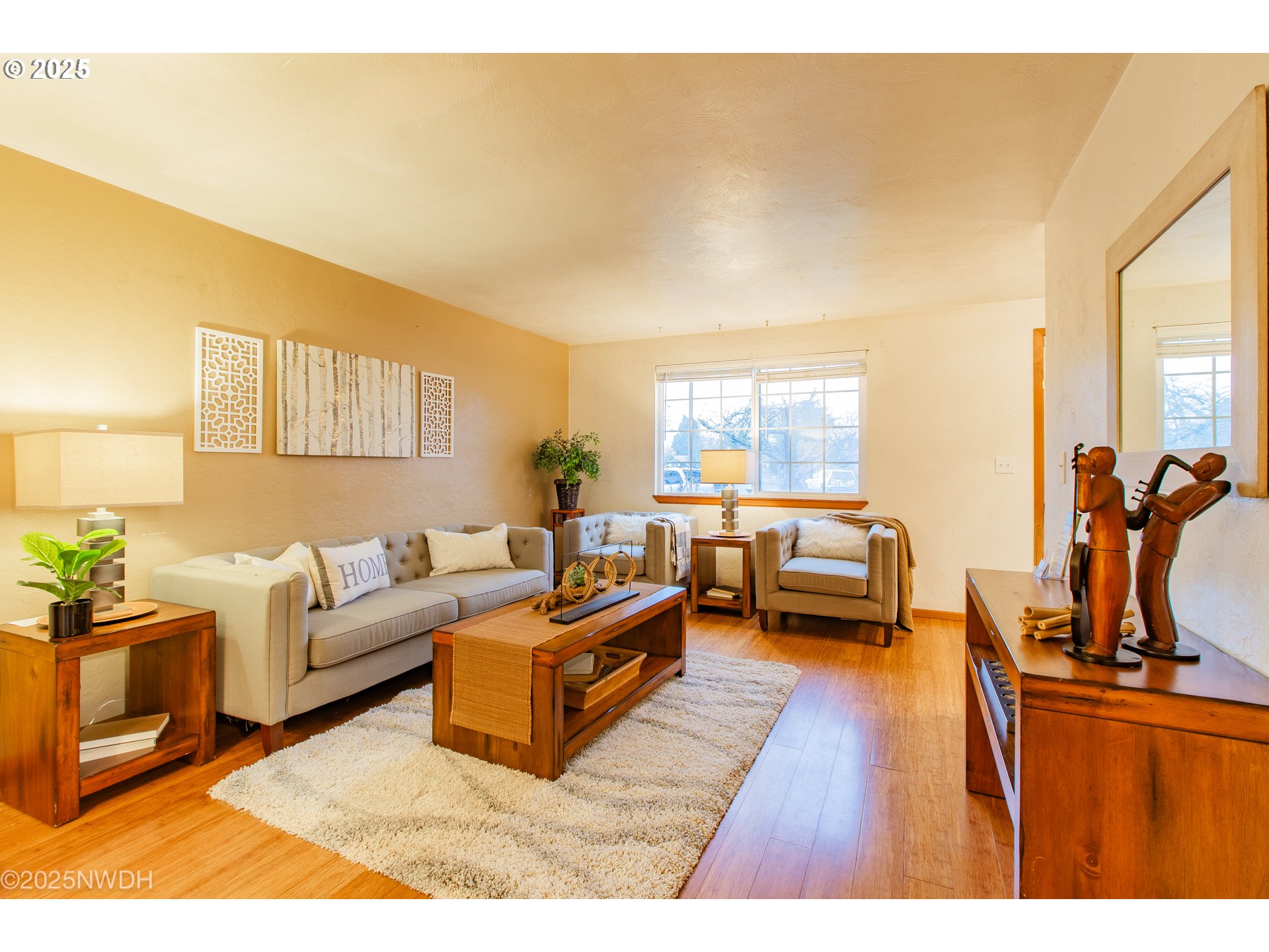 505 TRACY PL