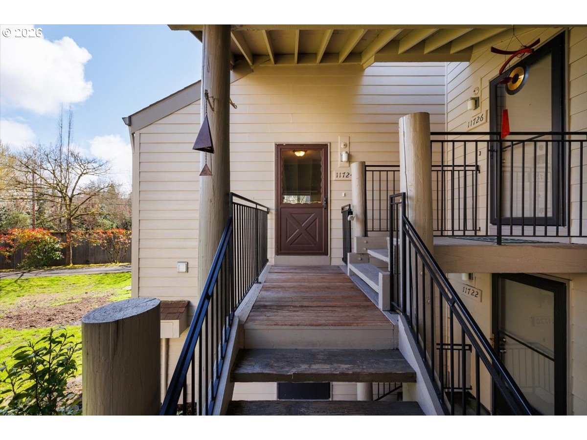 11724 SW BOONES BEND DR