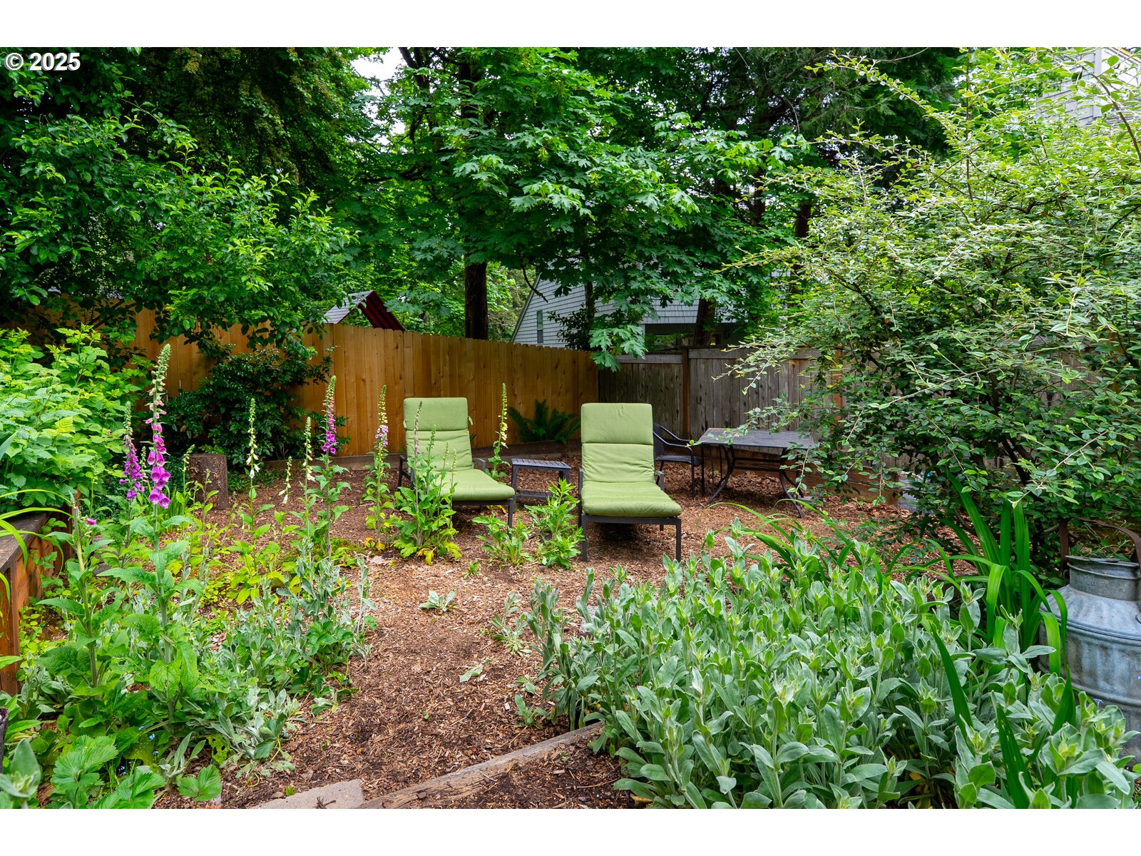 Portland, Oregon 97219, United States, 5 Bedrooms Bedrooms, ,3 BathroomsBathrooms,Residential,Active,131967