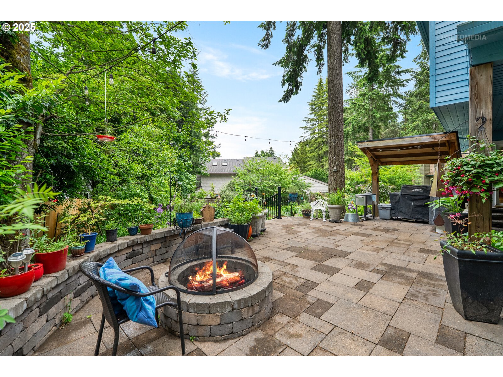 Portland, Oregon 97219, United States, 5 Bedrooms Bedrooms, ,3 BathroomsBathrooms,Residential,Active,131967