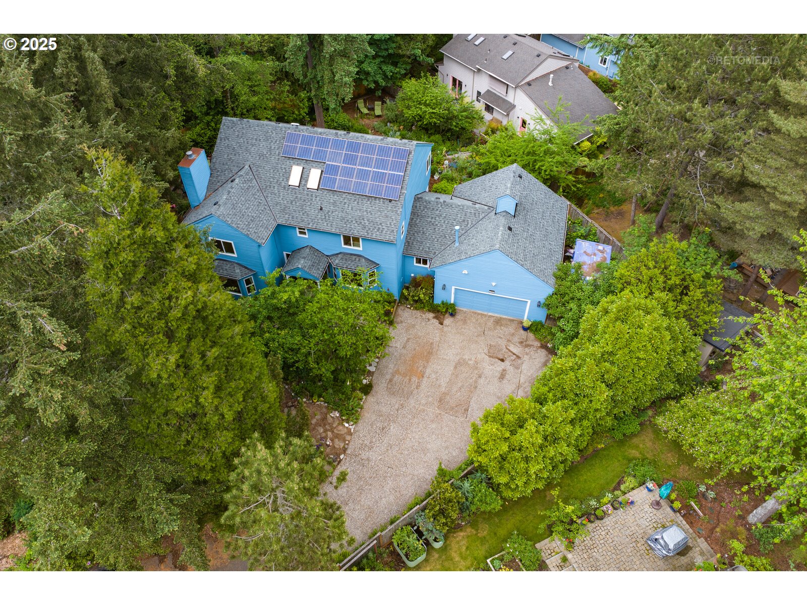 Portland, Oregon 97219, United States, 5 Bedrooms Bedrooms, ,3 BathroomsBathrooms,Residential,Active,131967