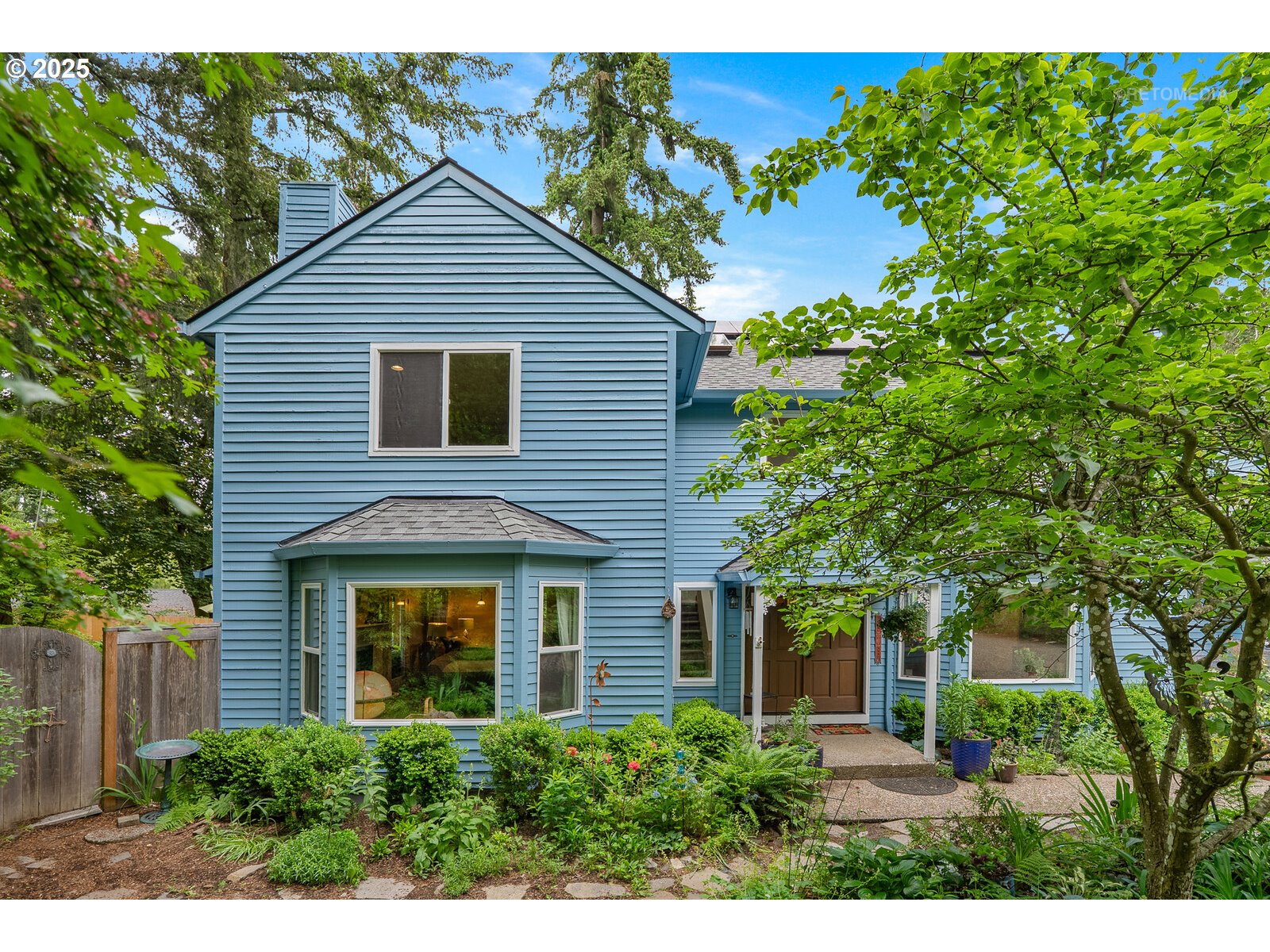 Portland, Oregon 97219, United States, 5 Bedrooms Bedrooms, ,3 BathroomsBathrooms,Residential,Active,131967