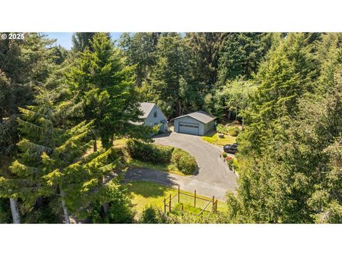 90252 KNOB NOSTER LN Coos Bay OR 97420
