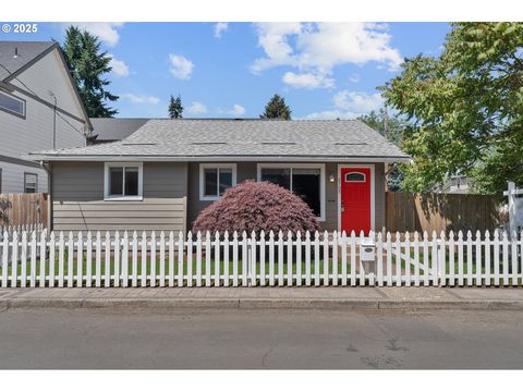2705 N HUNT ST Portland OR 97217