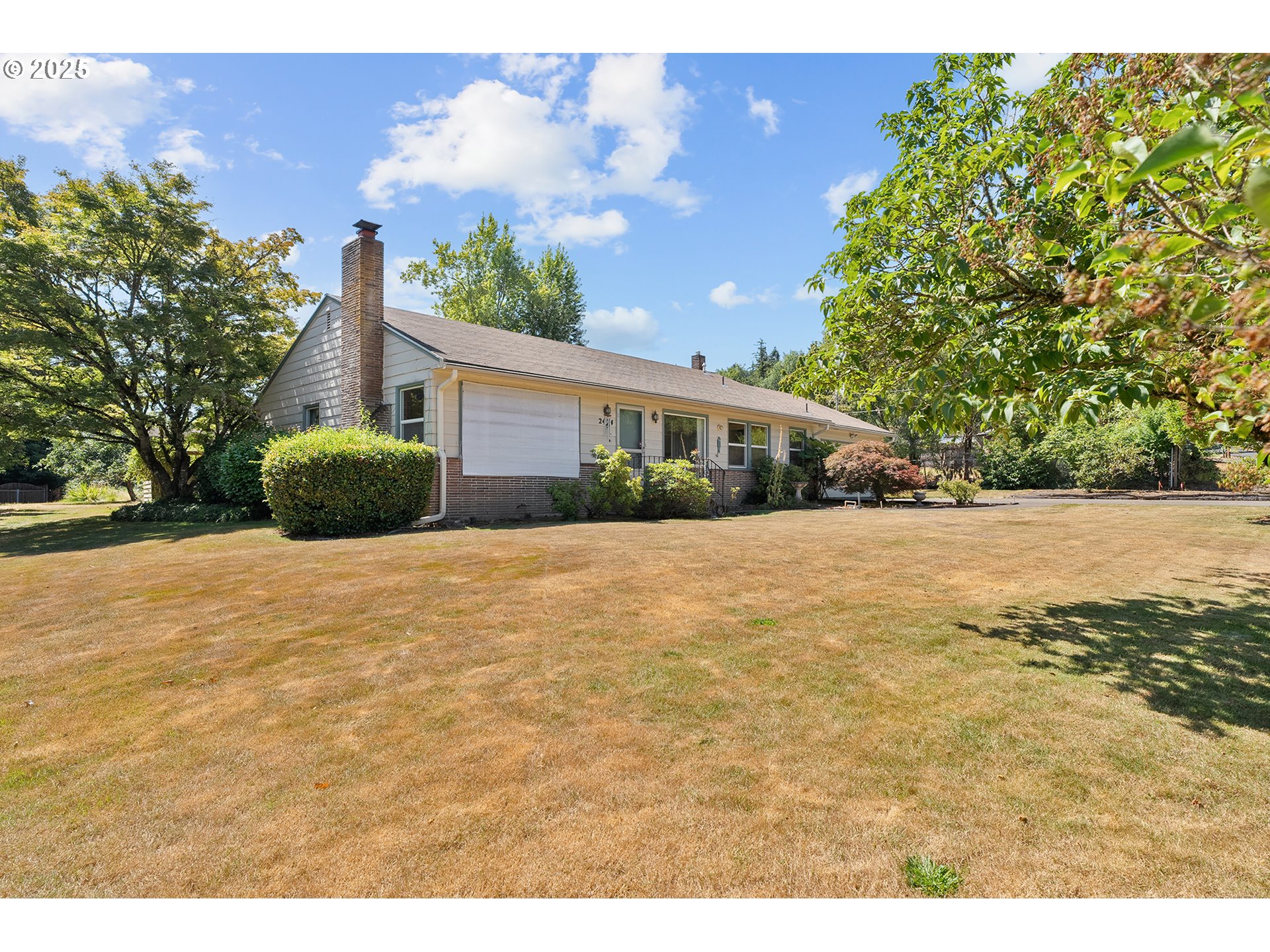 2424 GLENMORRIE DR