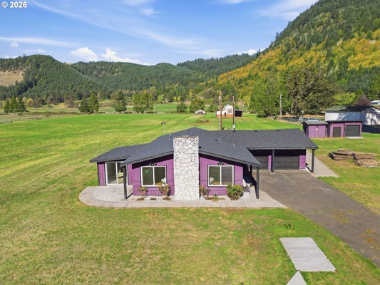 37109 ROW RIVER RD, DORENA, OR 97434 - Image f576bd87b471c64f56cd014cd4cd8f65/3132824172