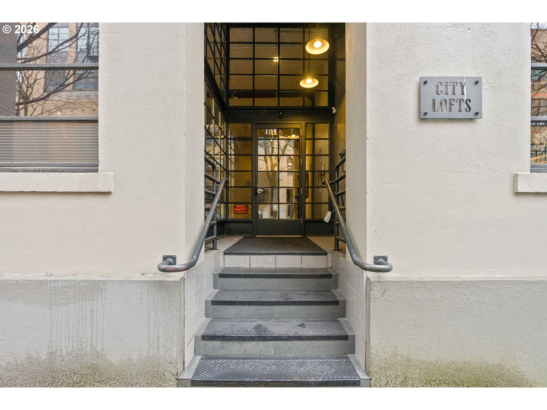 1011 NW GLISAN ST 302