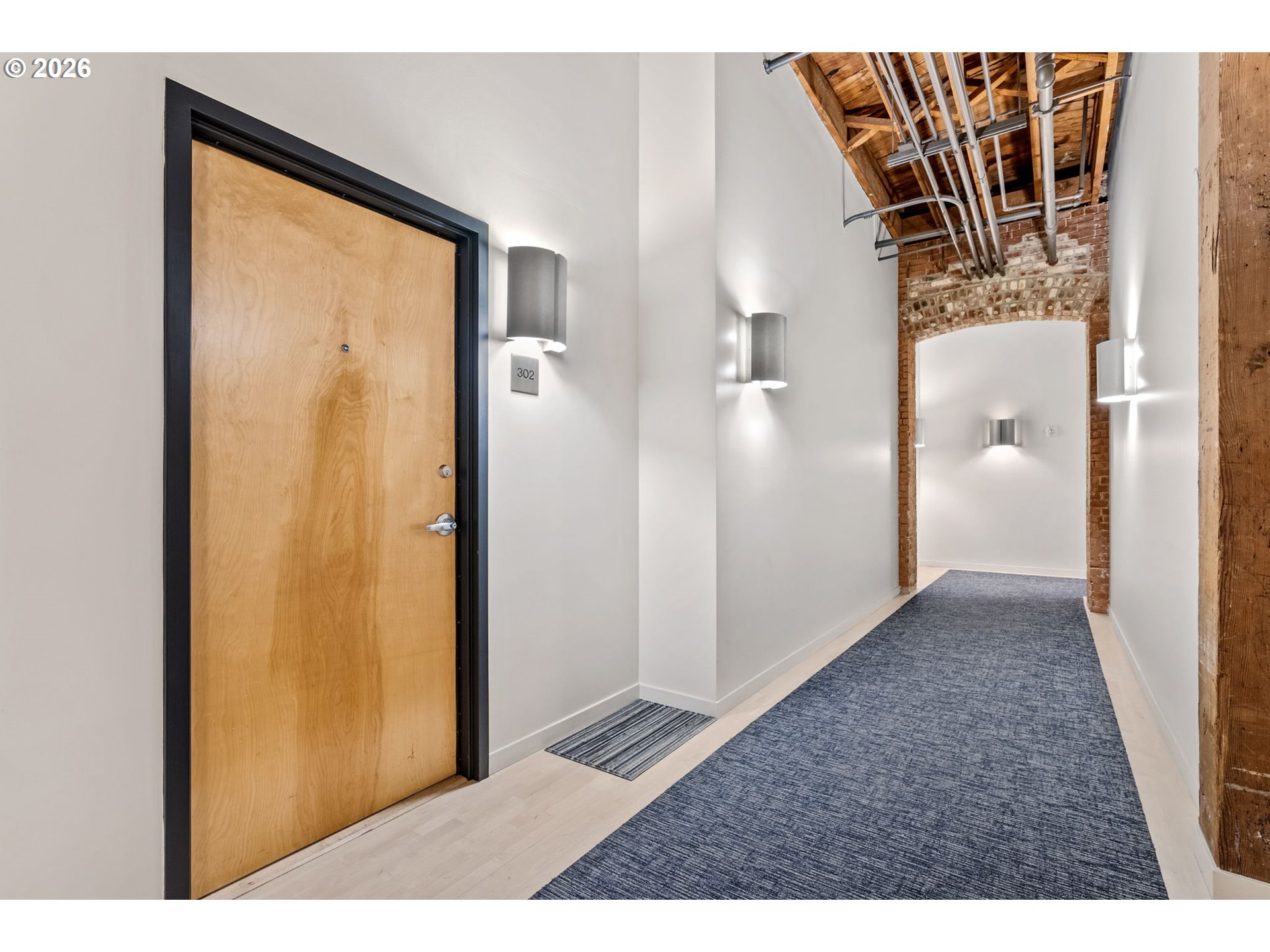 1011 NW GLISAN ST 302