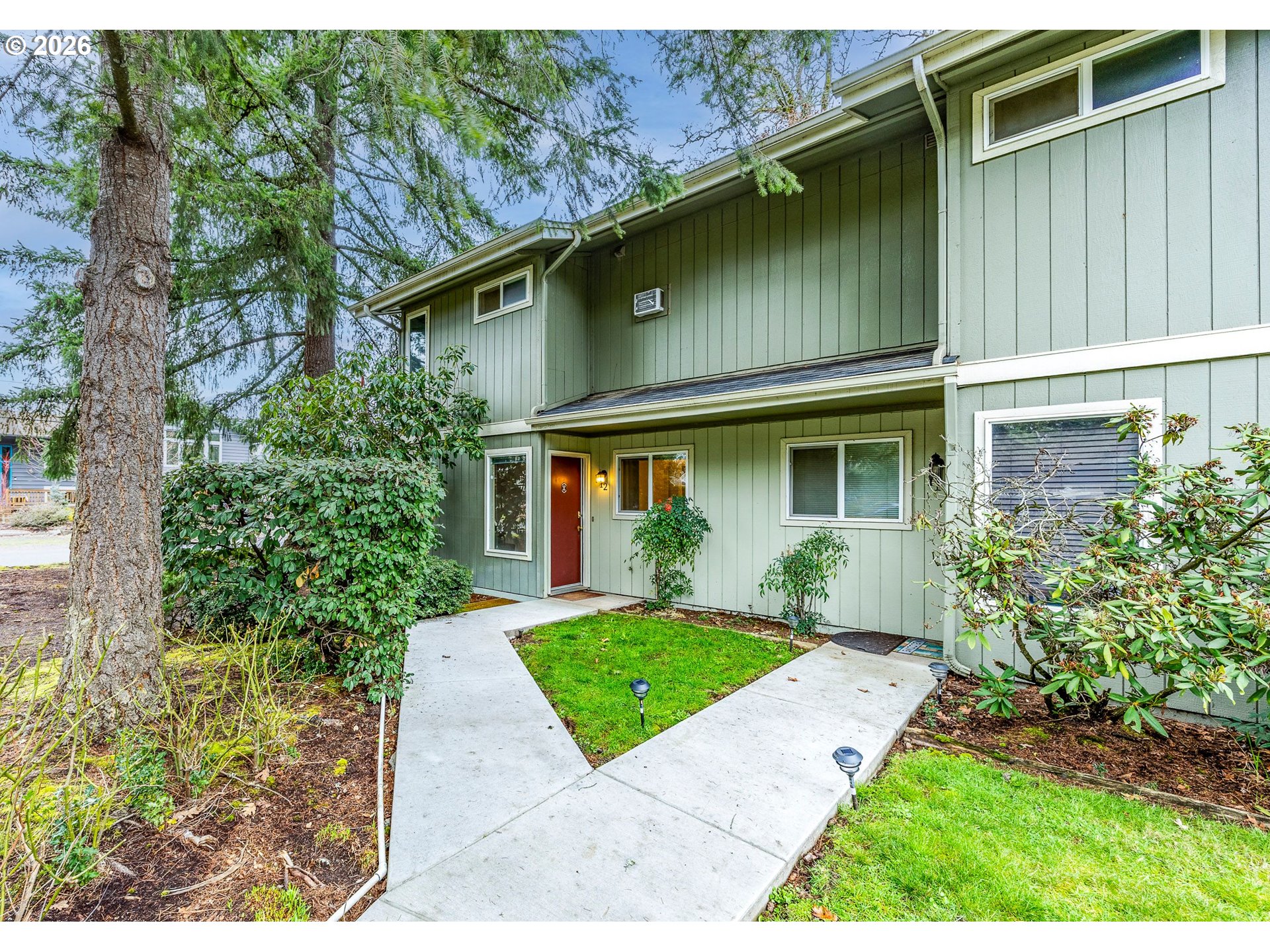 Photo 1 of 36 — 1500 NORKENZIE RD 12, Eugene, OR 97401