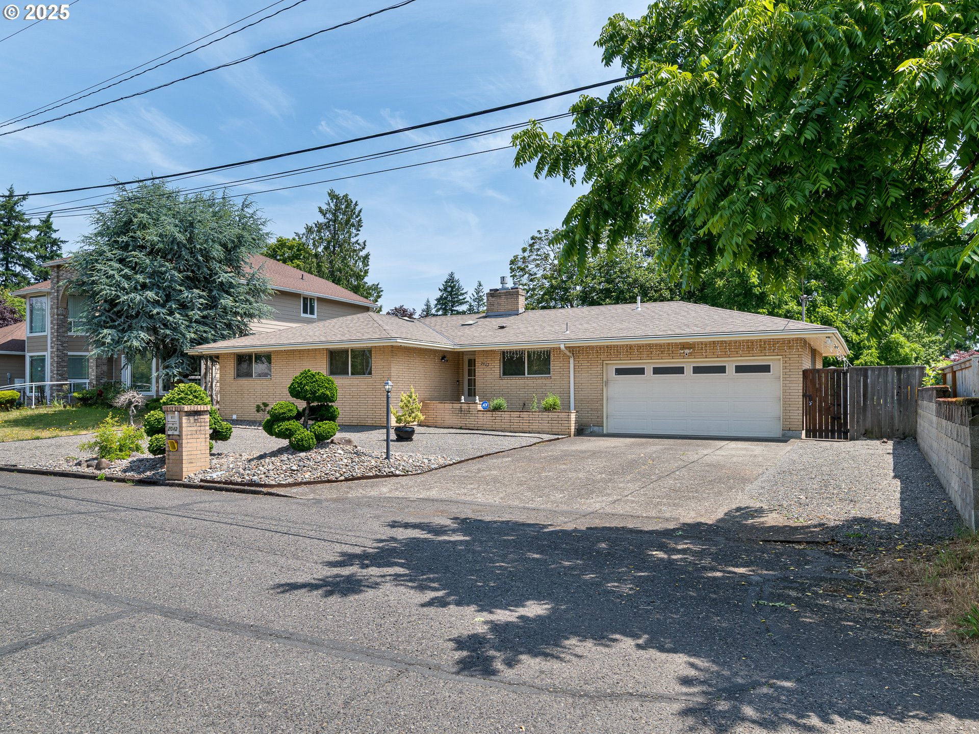 2042 SE 138TH AVE