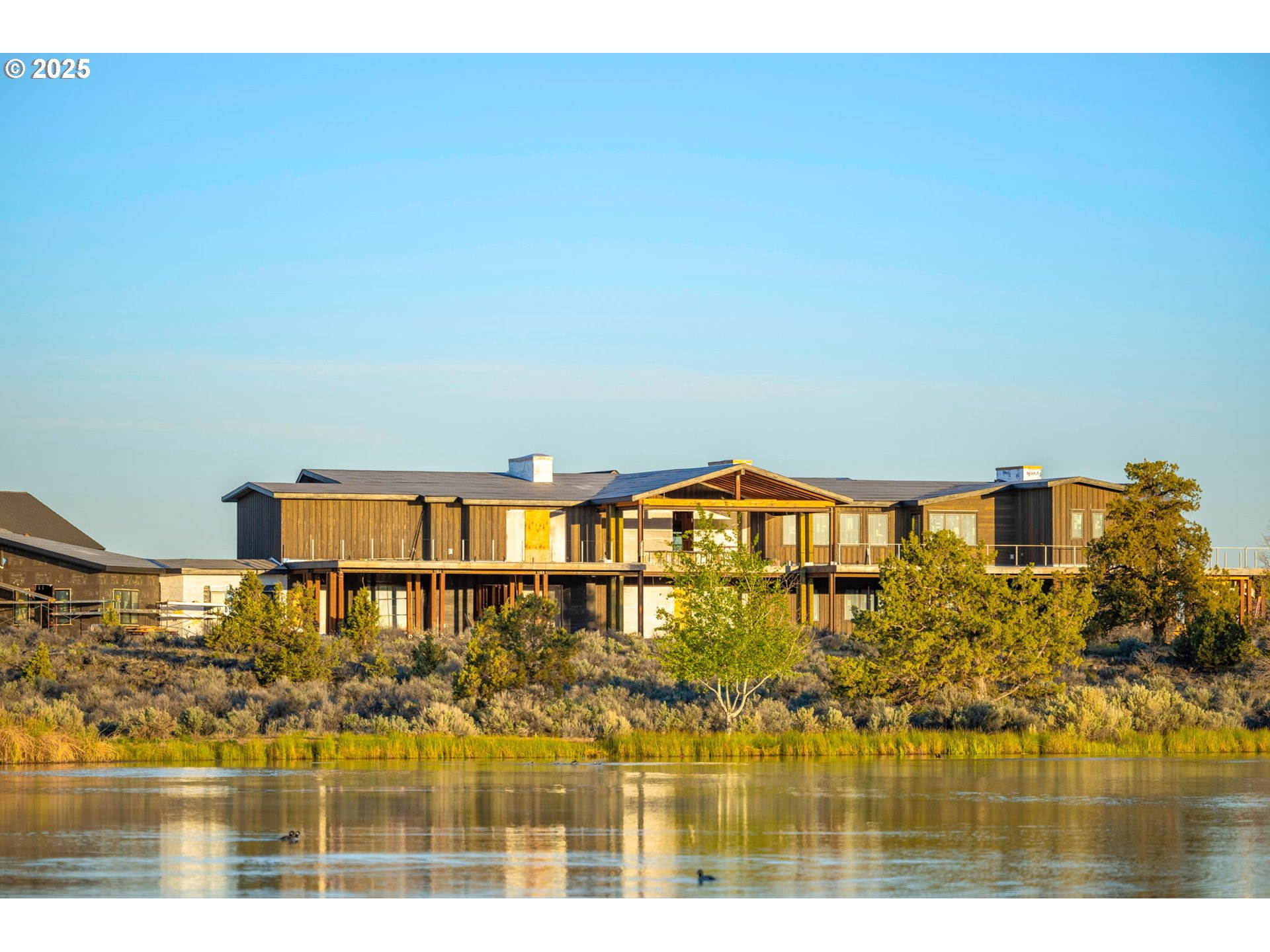 17097 SW LAGO VISTA DR