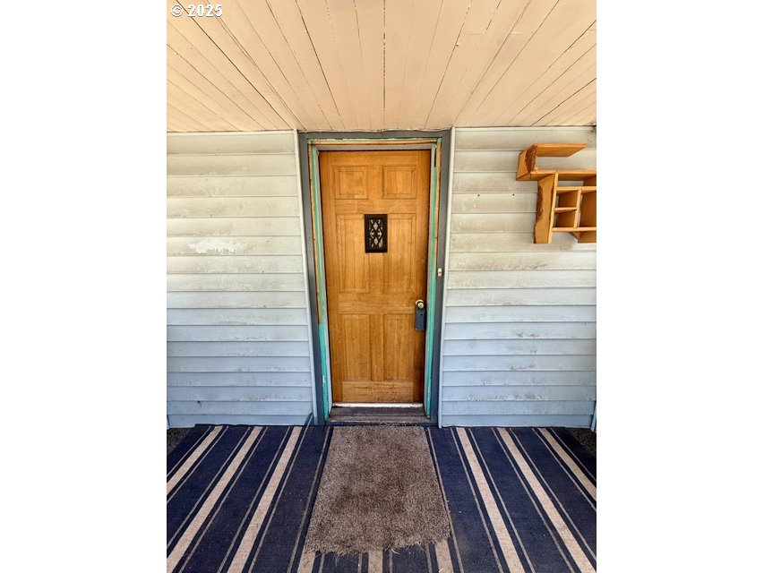 318 SW BRENT DR